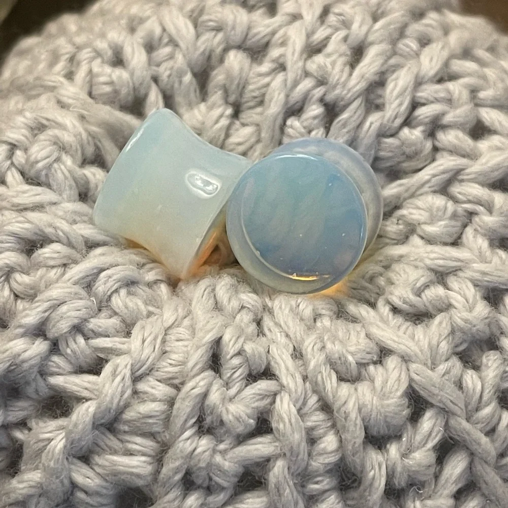 Opal 1/2’ Gauges - Picture 2 of 4